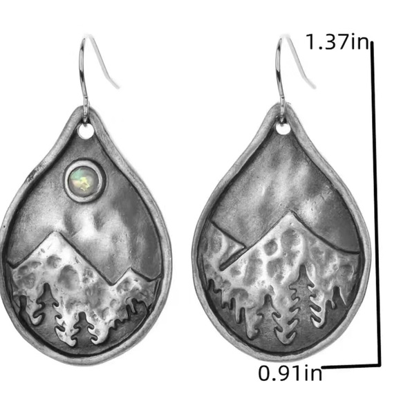 Mountain and moon silver earrings - Picture 5 of 6
